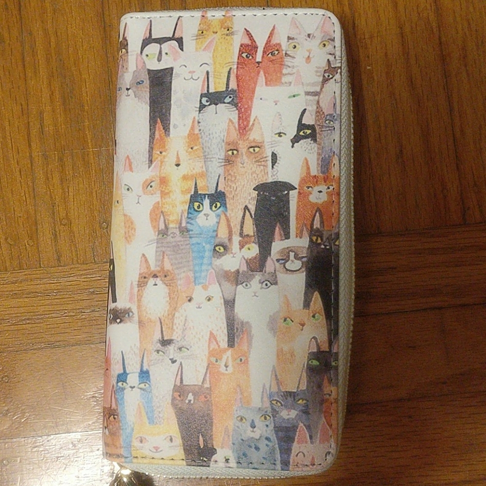 Wallet/Clutch - Picture 3 of 4